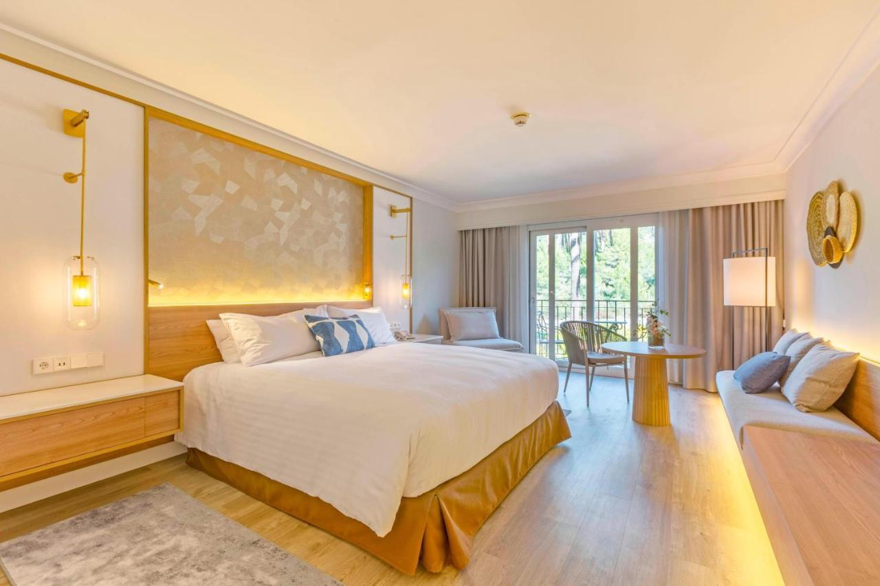 منتجع وسبا دينيا ماريوت لا سيلا جولف دينايا المظهر الخارجي الصورة Deluxe Room