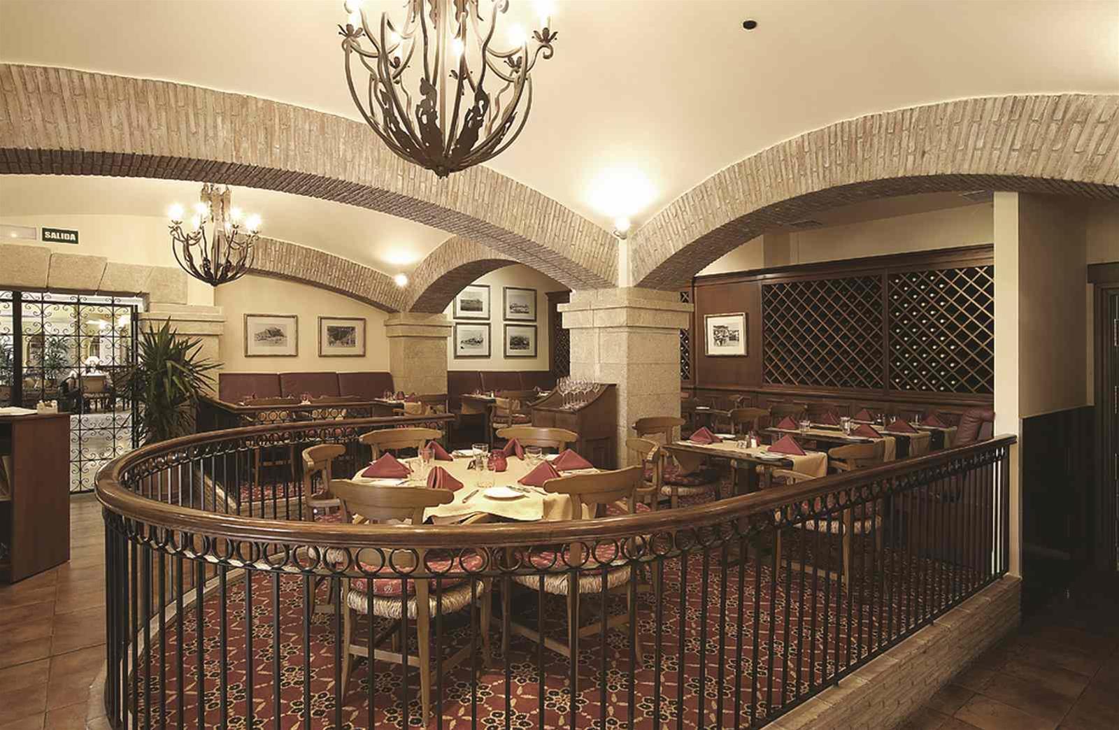 منتجع وسبا دينيا ماريوت لا سيلا جولف دينايا المطعم الصورة The restaurant at the 2007 PGA Championship
